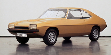 Ohne C-f�rmige Seitenfenster
      Without C-shaped side windows